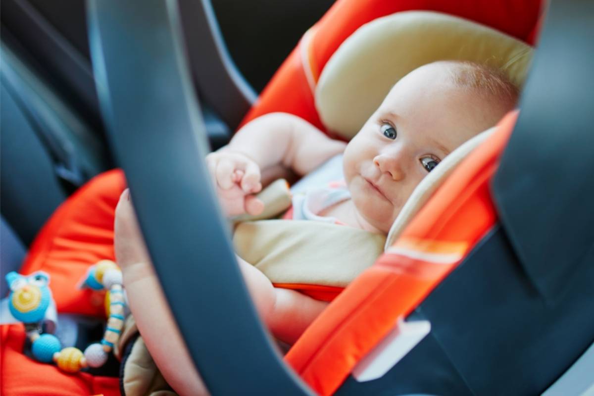 baby travel in car